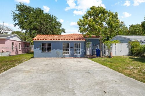 1679 Ne 181st St, North Miami Beach, FL, 33162-1417 | Card Image