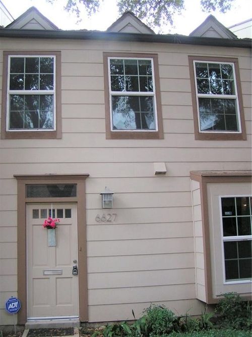 6627 Valleyside Rd, Austin, TX, 78731-3161 | Card Image