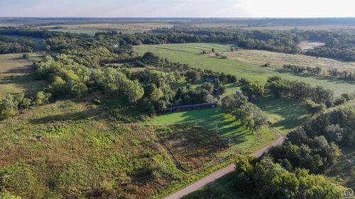 2154 Road 300, Reading, KS, 66868-9242 | Card Image