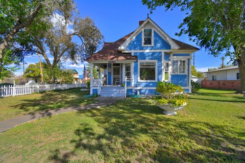 422 Dalies Ave, Belen, NM, 87002-4397 | Card Image