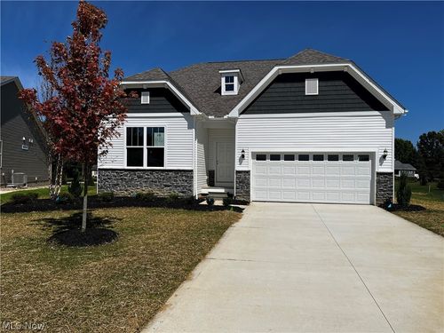 4571 Robinwood Ct, Medina, OH, 44256-9833 | Card Image