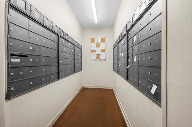 Mailroom | Image 21