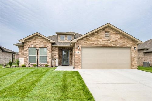 7546 Mccormick Dr, Shawnee, KS, 66227-2243 | Card Image