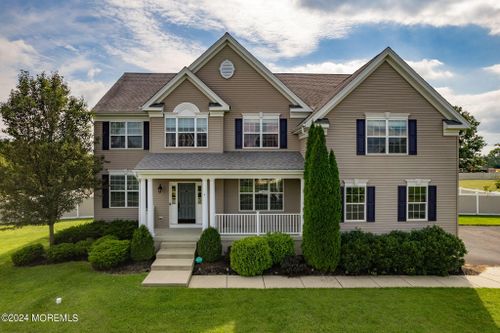 4 Waverly Dr, Columbus, NJ, 08022-1350 | Card Image