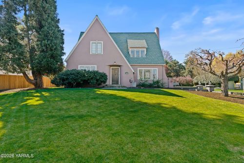 2908 Summitview Ave, Yakima, WA, 98902-2358 | Card Image