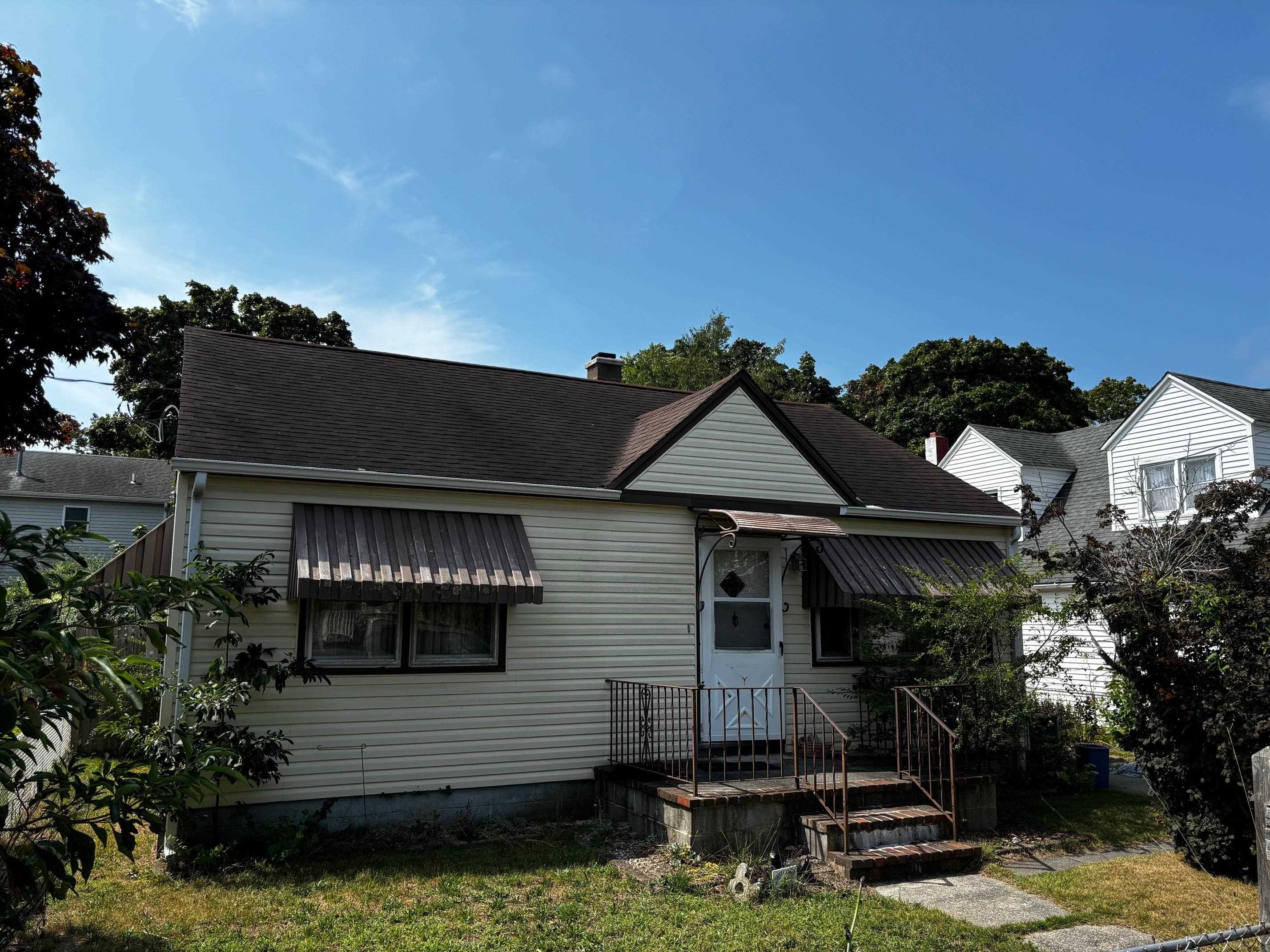 Bates Ave, Villas, NJ 08251