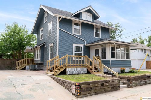 3207 Castelar St, Omaha, NE, 68105-3137 | Card Image