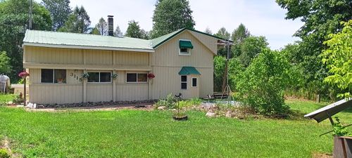 3115 S 124th Ave, Shelby, MI, 49455-9490 | Card Image