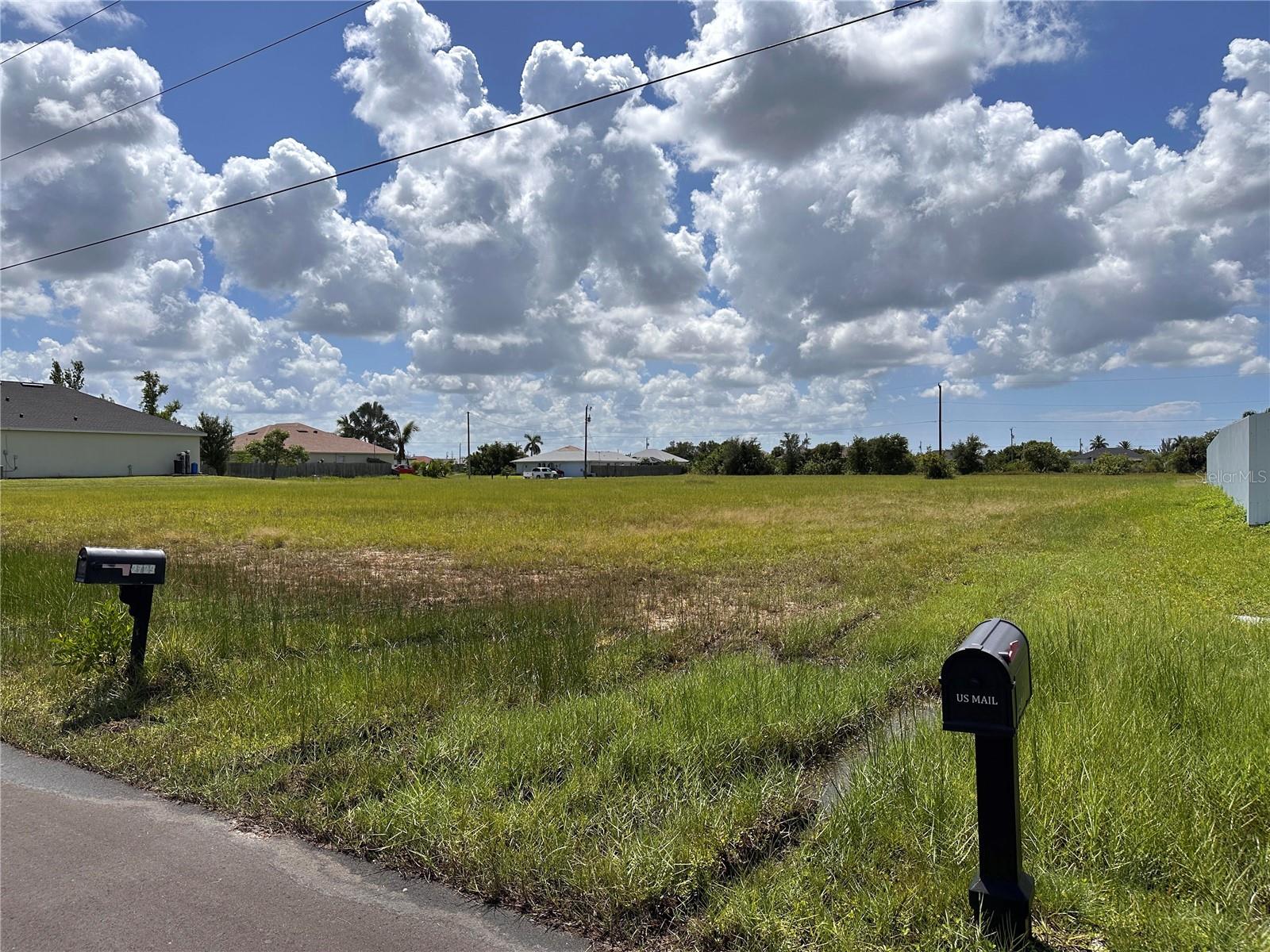Land in CAPE CORAL