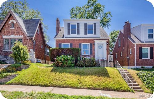 6646 Mardel Ave, Saint Louis, MO, 63109-1226 | Card Image