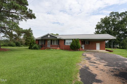 904 Langston Rd, Newton Grove, NC, 28366-8772 | Card Image