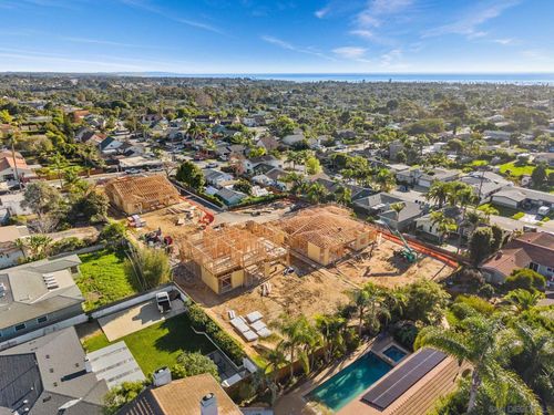 1720 California St, Oceanside, CA, 92054-5556 | Card Image