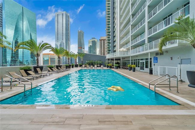 APT-2401 - 1250 S Miami Ave, Condo with 2 bedrooms, 2 bathrooms and null parking in Miami FL | Image 24