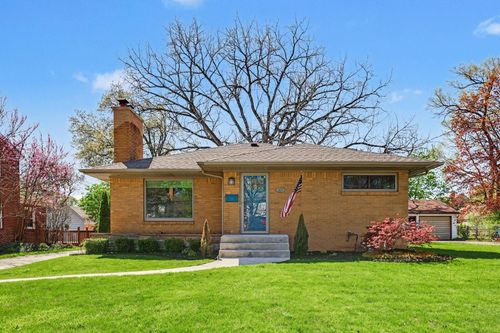 1829 Woodward Ave, Grand Rapids, MI, 49506-4616 | Card Image