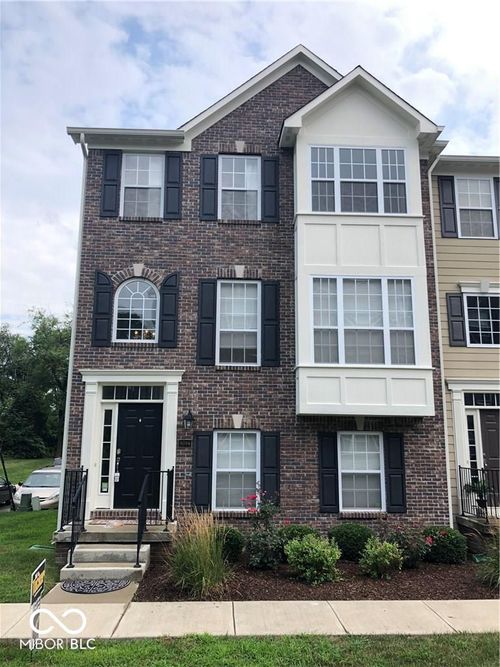 9094 Demarest Dr, Fishers, IN, 46038-3473 | Card Image