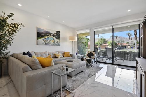 88 La Ronda Dr, Rancho Mirage, CA, 92270-3822 | Card Image