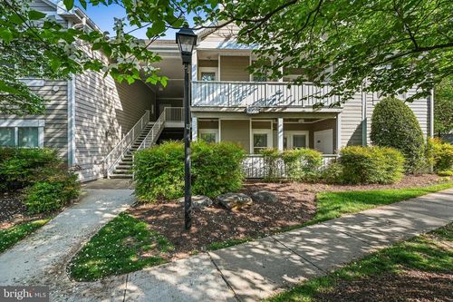 apt-16-14300 Rosy Ln, CENTREVILLE, VA, 20121-5802 | Card Image