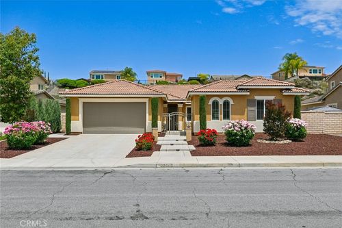 32502 Cherokee Rose St, Winchester, CA, 92596 | Card Image