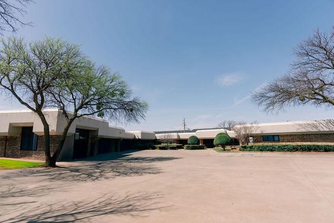 SUITES-1-4-COMBINED - 4722 Taft Boulevard, Home with 0 bedrooms, 0 bathrooms and null parking in Wichita Falls TX | Image 8