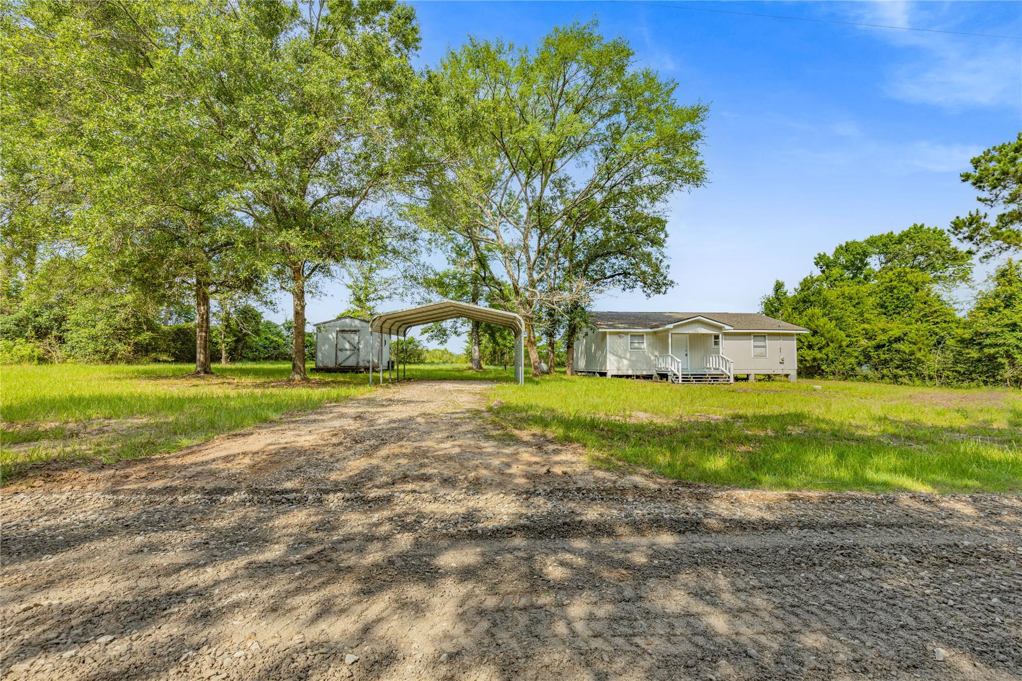 Residential Lease in Trinity 2
