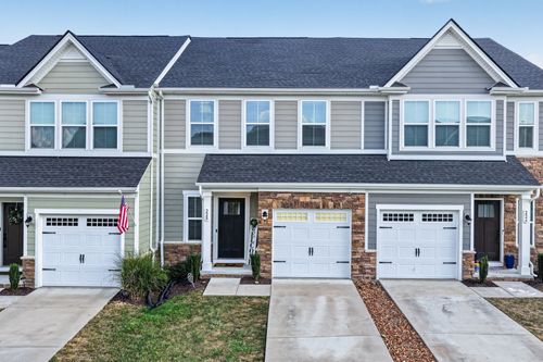 228 Pryor Dr, Gallatin, TN, 37066-5061 | Card Image