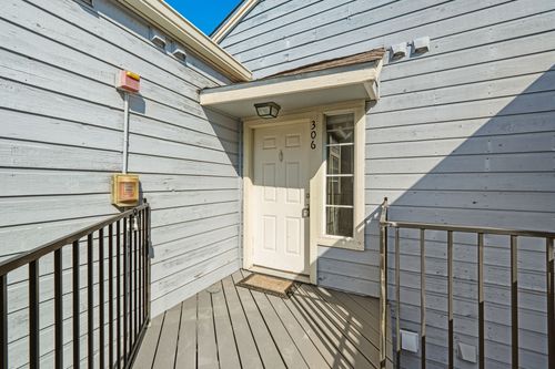 306-3111 Tom Green St, Austin, TX, 78705-3065 | Card Image