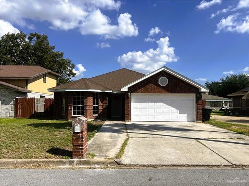 2414 N 28th Ln, Mcallen, TX, 78501-6394 | Card Image