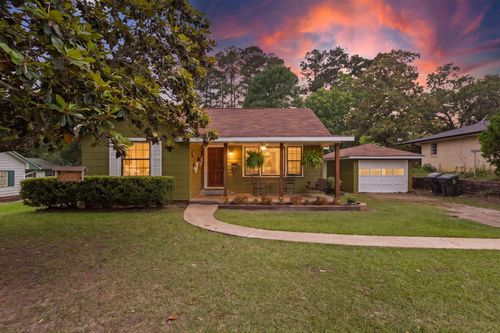 305 Kelley Boulevard, Woodville, TX, 75979 | Card Image
