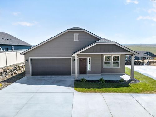 7250 W 24th Ave, Kennewick, WA, 99338 | Card Image