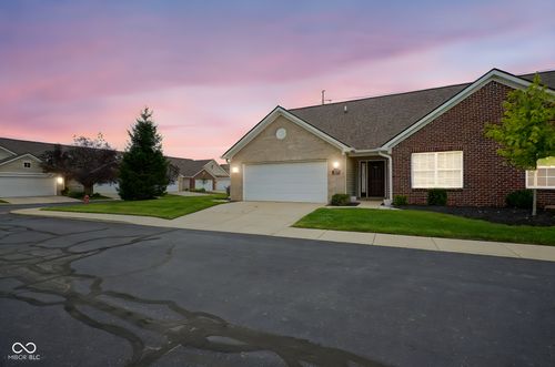 unit-102-11508 Ivy Ln, Fishers, IN, 46037-7592 | Card Image