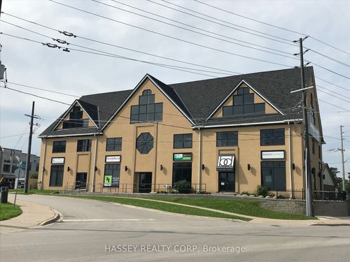 204-4 Checkley St, Barrie, ON, L4N1W1 | Card Image