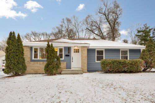 1618 Adams St Se, Grand Rapids, MI, 49506-3906 | Card Image