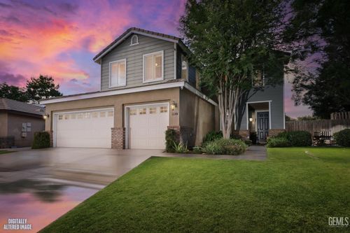 12106 Fairburn Way, Bakersfield, CA, 93312-5804 | Card Image