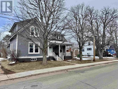 335 Willow Ave, Summerside, PE, C1N2B2 | Card Image