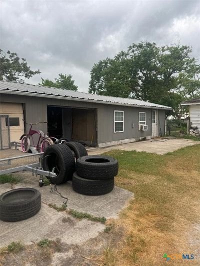 93 Sandcastle Drive, House other with 3 bedrooms, 2 bathrooms and null parking in Port Lavaca TX | Image 3