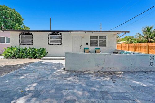2a-2338 Fillmore St, Hollywood, FL, 33020-4410 | Card Image