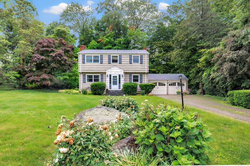 343 Steiner St, Fairfield, CT, 06825-2460 | Card Image