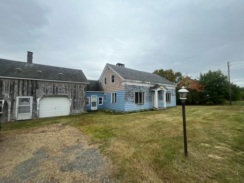 580 River Road, Orrington, ME, 04474 | Card Image