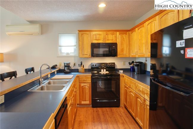APT-132 - 165 Grandfather Cir, Condo with 2 bedrooms, 2 bathrooms and null parking in Seven Devils NC | Image 11