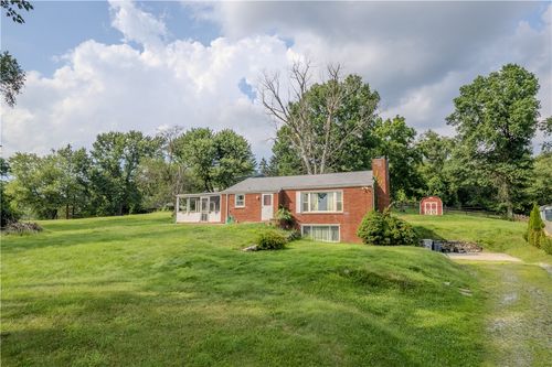421 Hays Rd, Venetia, PA, 15367-1002 | Card Image