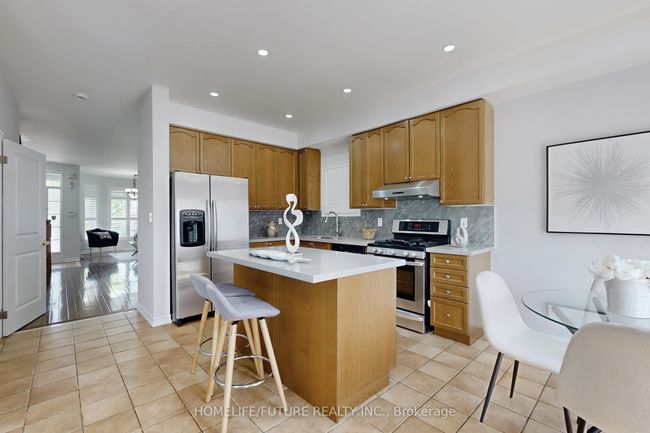 29 Wilcliff Crt, House other with 6 bedrooms, 4 bathrooms and 4 parking in Markham ON | Image 11