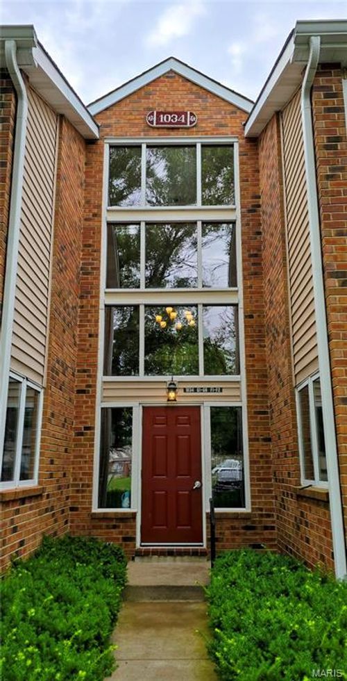 unit-g2-1034 Alpine Ridge Dr, Ballwin, MO, 63021-7648 | Card Image