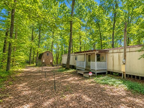 360 Floyd Dr, Smithville, TN, 37166-7460 | Card Image