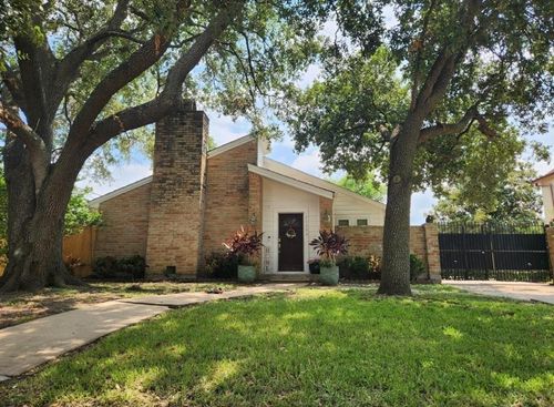 11303 Olympia Dr, Houston, TX, 77077-6417 | Card Image