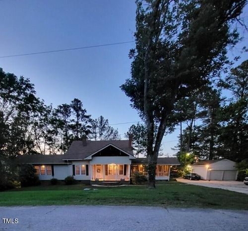 1521 Cross Link Rd, Raleigh, NC, 27610-4909 | Card Image
