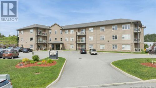 101-130 Arlington Cres, Saint John, NB, E2K0J1 | Card Image