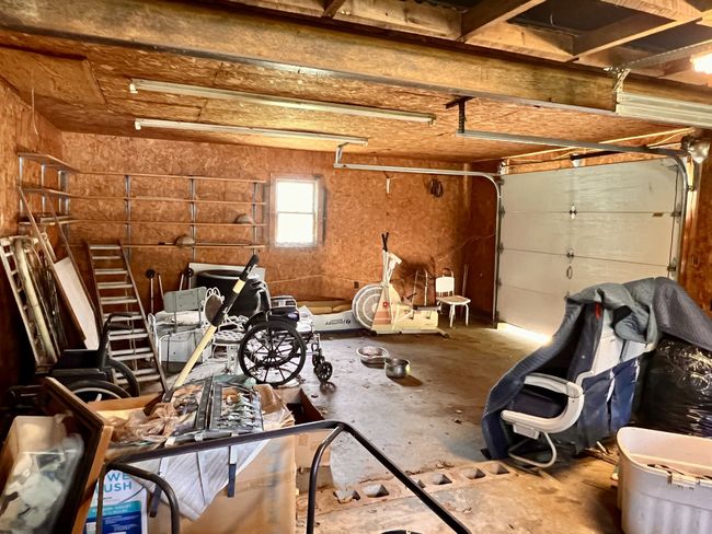 1112 Cumberland St, House other with 3 bedrooms, 2 bathrooms and 8 parking in Decherd TN | Image 47
