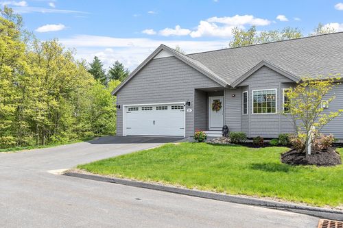 909a-2 Springfield Dr, East Hampstead, NH, 03826-3207 | Card Image