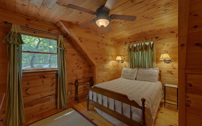 890 Mountain Lake Cir, Home with 3 bedrooms, 3 bathrooms and null parking in Blue Ridge GA | Image 19