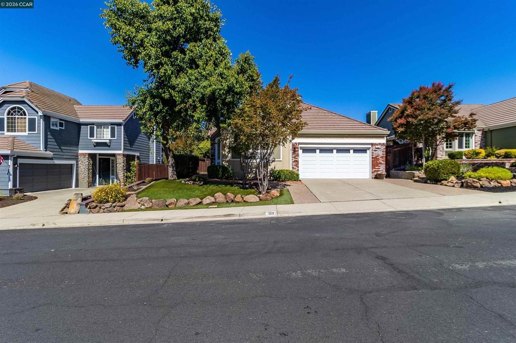 Residential in Clayton